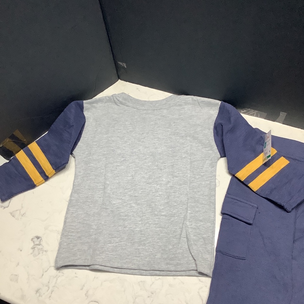 Garanimals Toddler Boy Long Sleeve Tee,
And Marching Jogger NWT, Sizes 18M